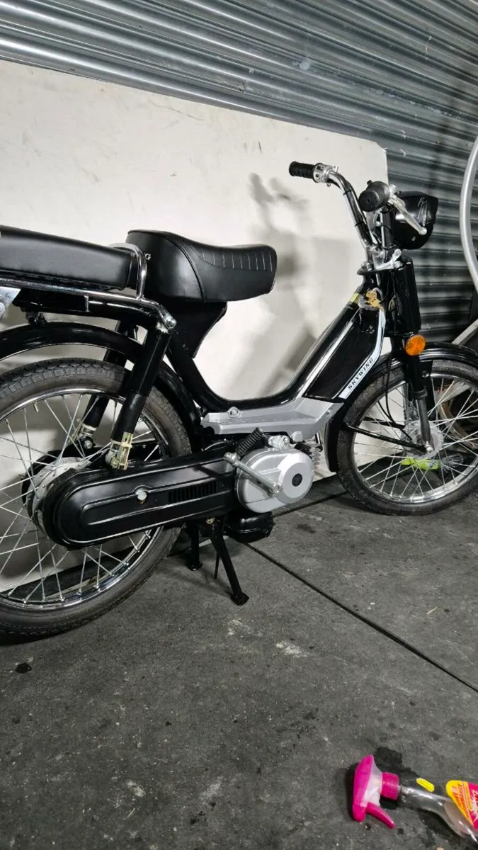 RARE SKYWING 49CC MOPEDS NEXT TO NEW CONDITION - Image 2