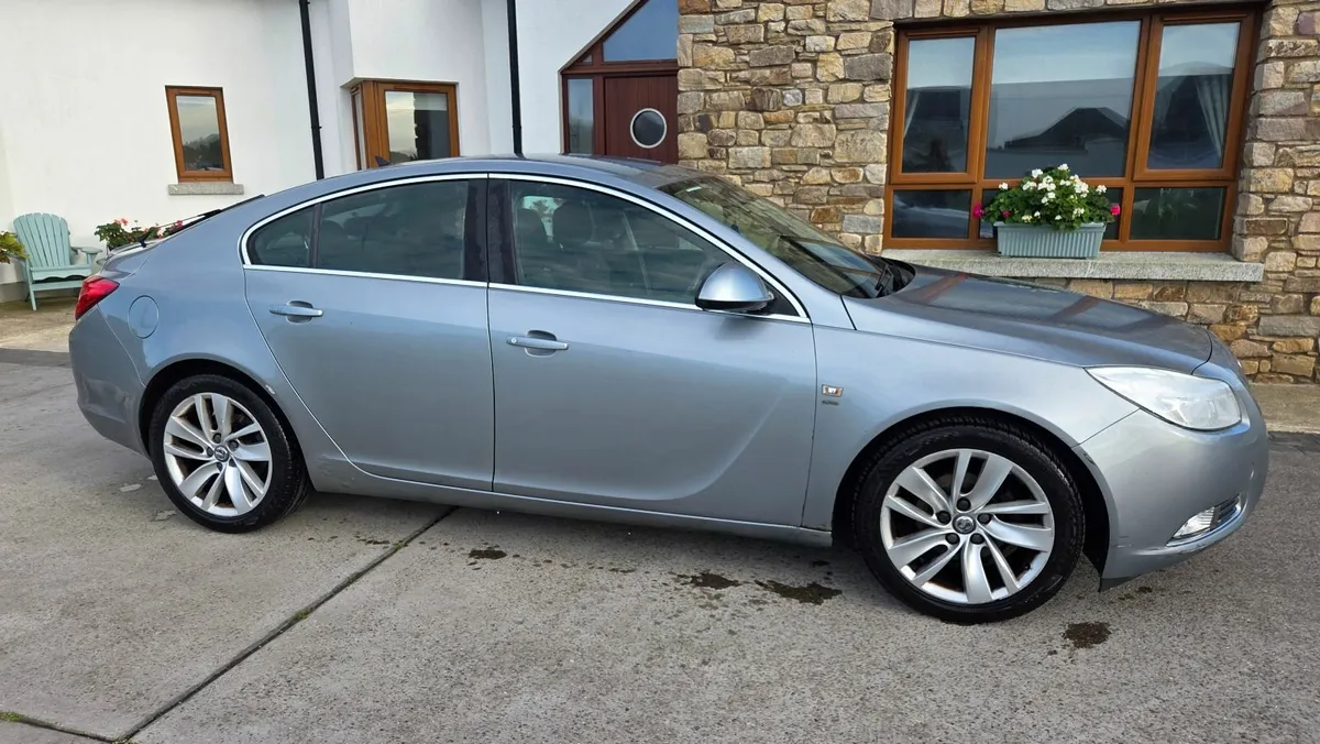 Vauxhall Insignia 2013 - Image 2
