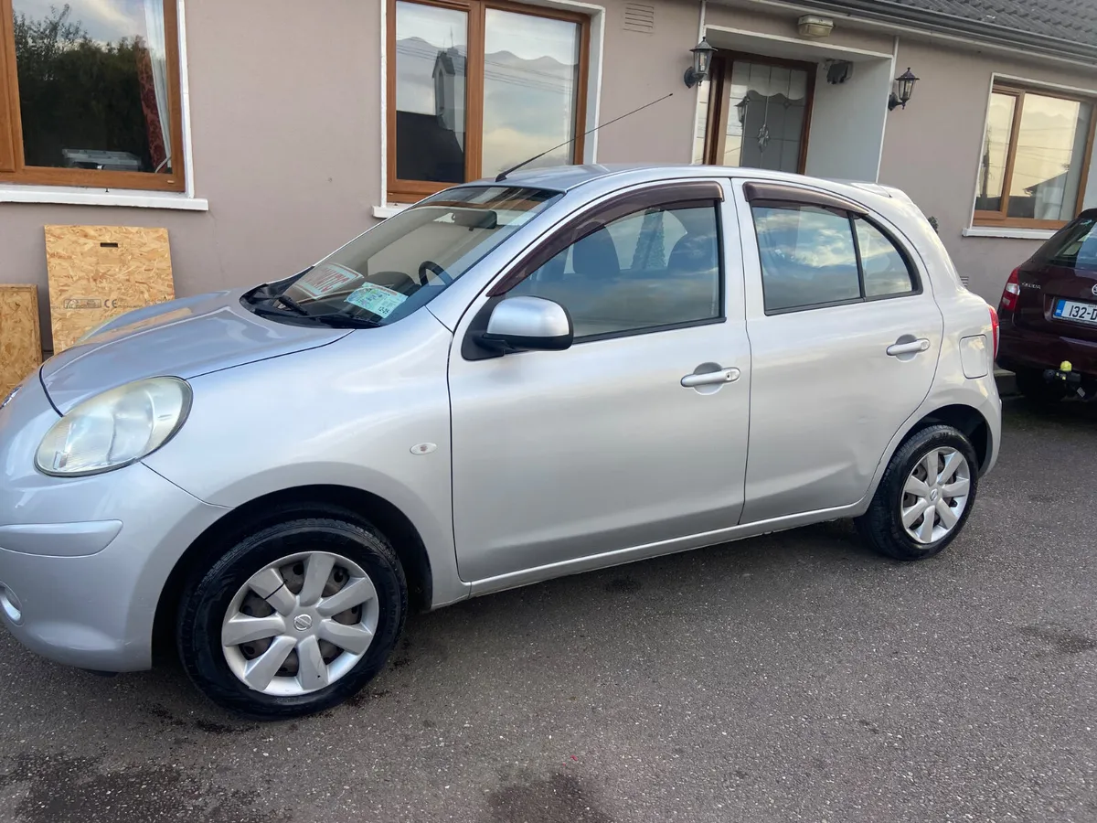 Nissan March 2012 AUTOMATIC - Image 3