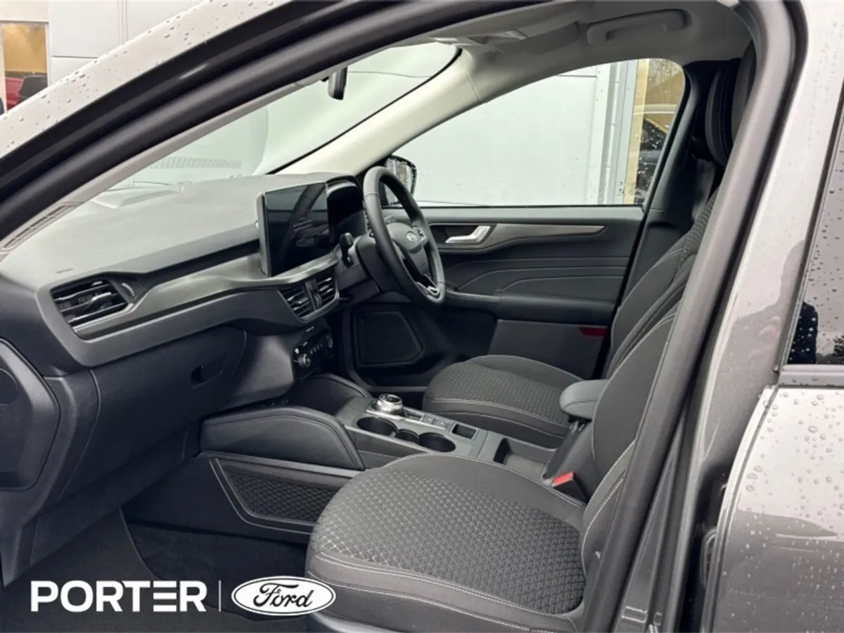 Ford Kuga Titanium 2.5 Phev 243PS 18  Alloys - Image 4