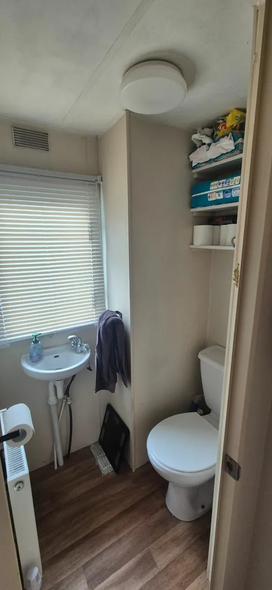 Mobile Home - Image 4