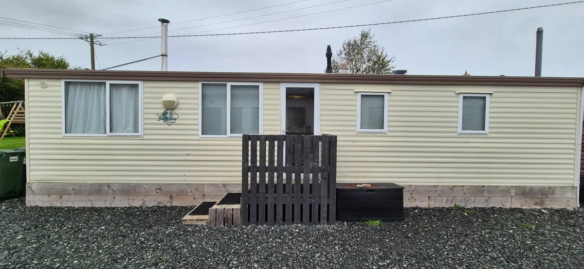 Mobile Home - Image 1