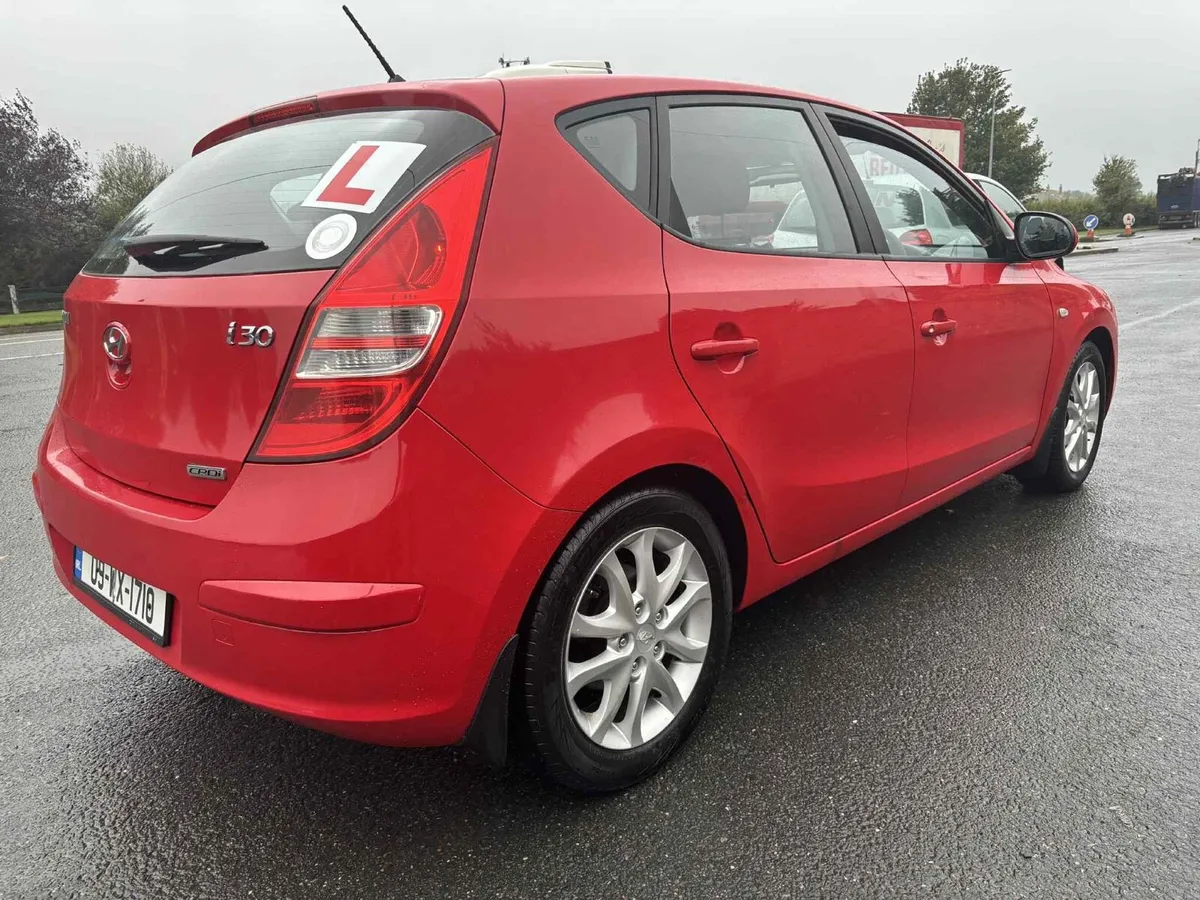 Hyundai i30 NEW NCT - Image 4