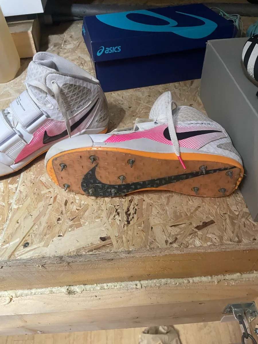 Nike Javelin spikes - Image 3