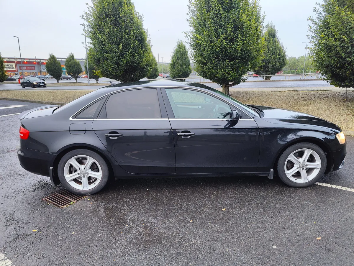 Audi A4 2012 2L - Image 4