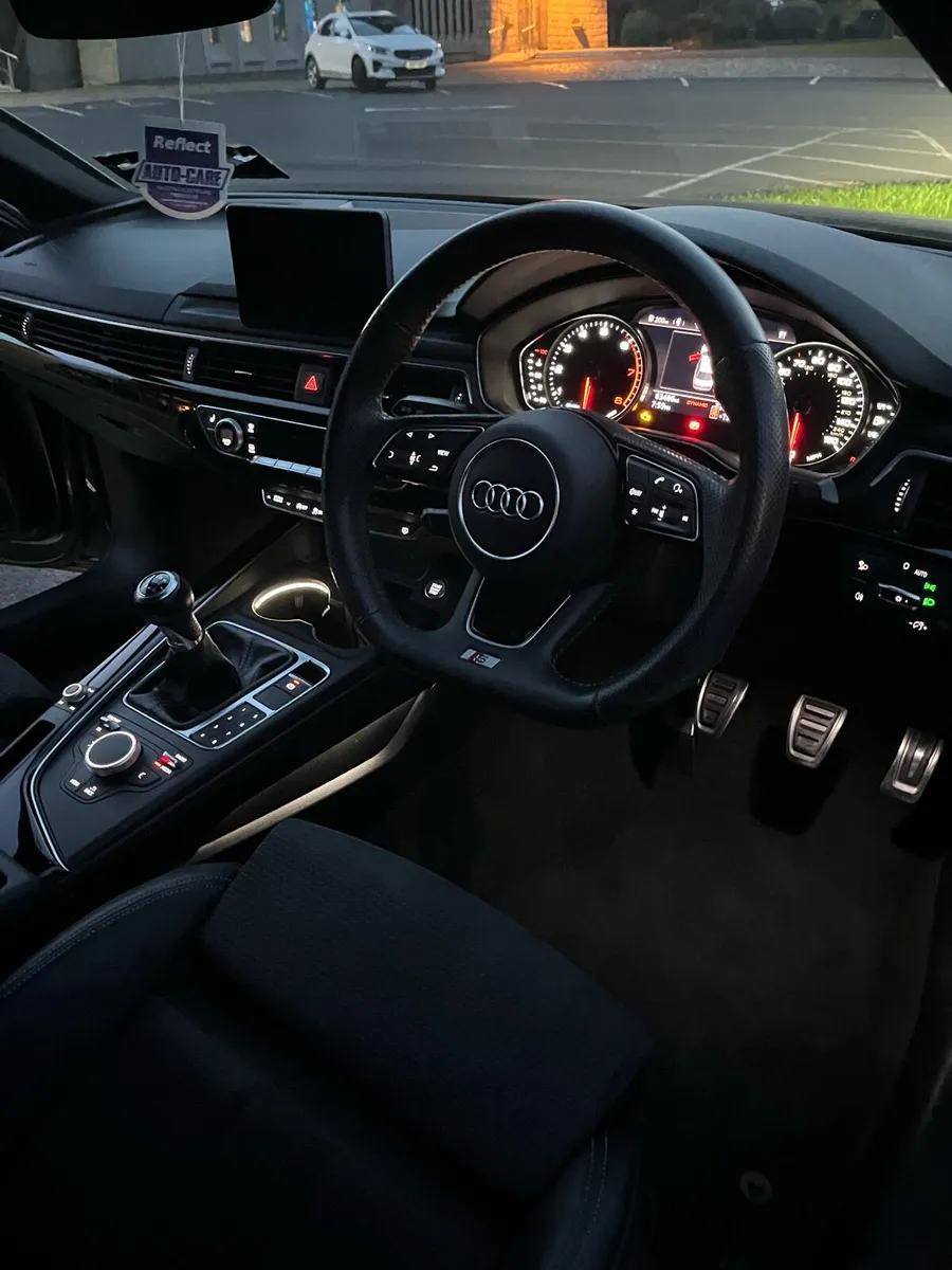 1.4L PETROL AUDI A4 S-LINE BLACK EDITION - Image 4