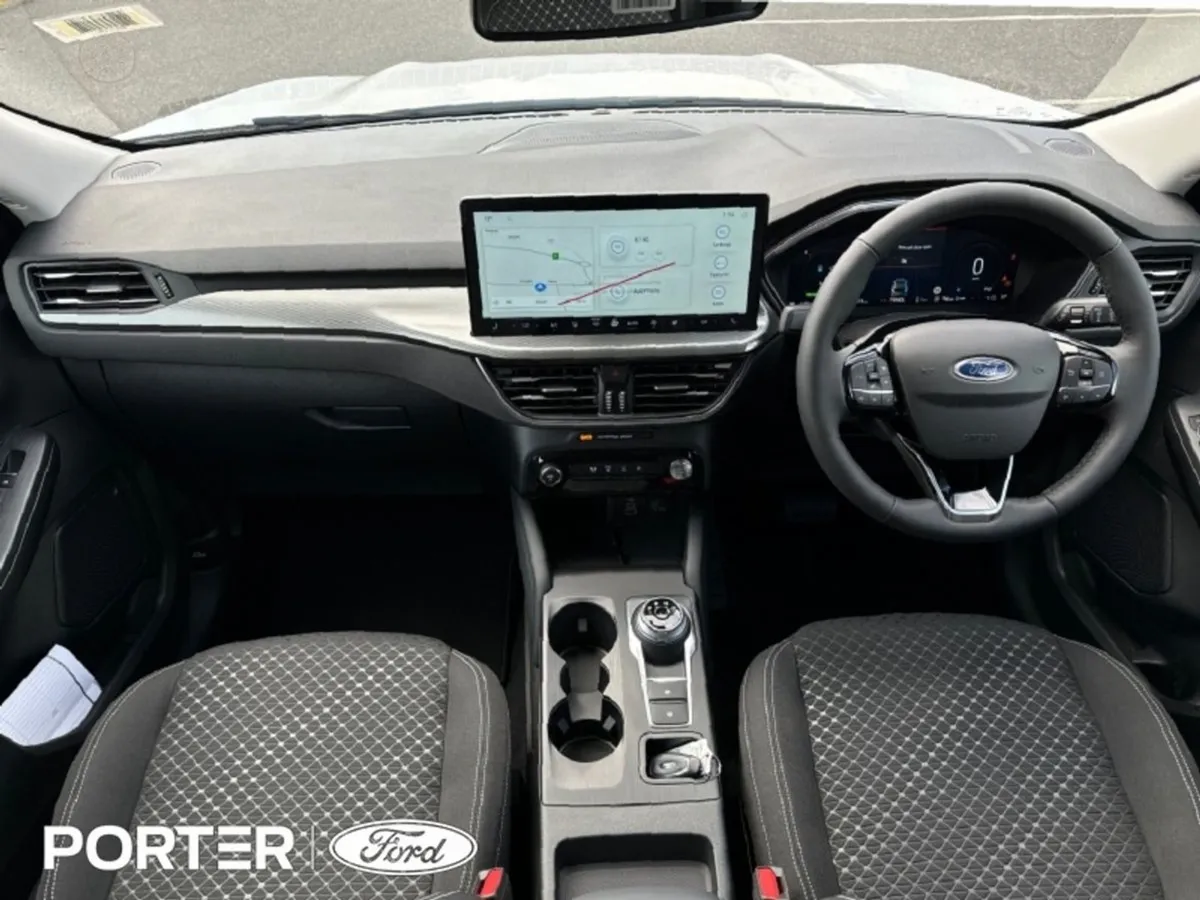 Ford Kuga Titanium 2.5 Phev 243PS  18  Alloys - Image 2