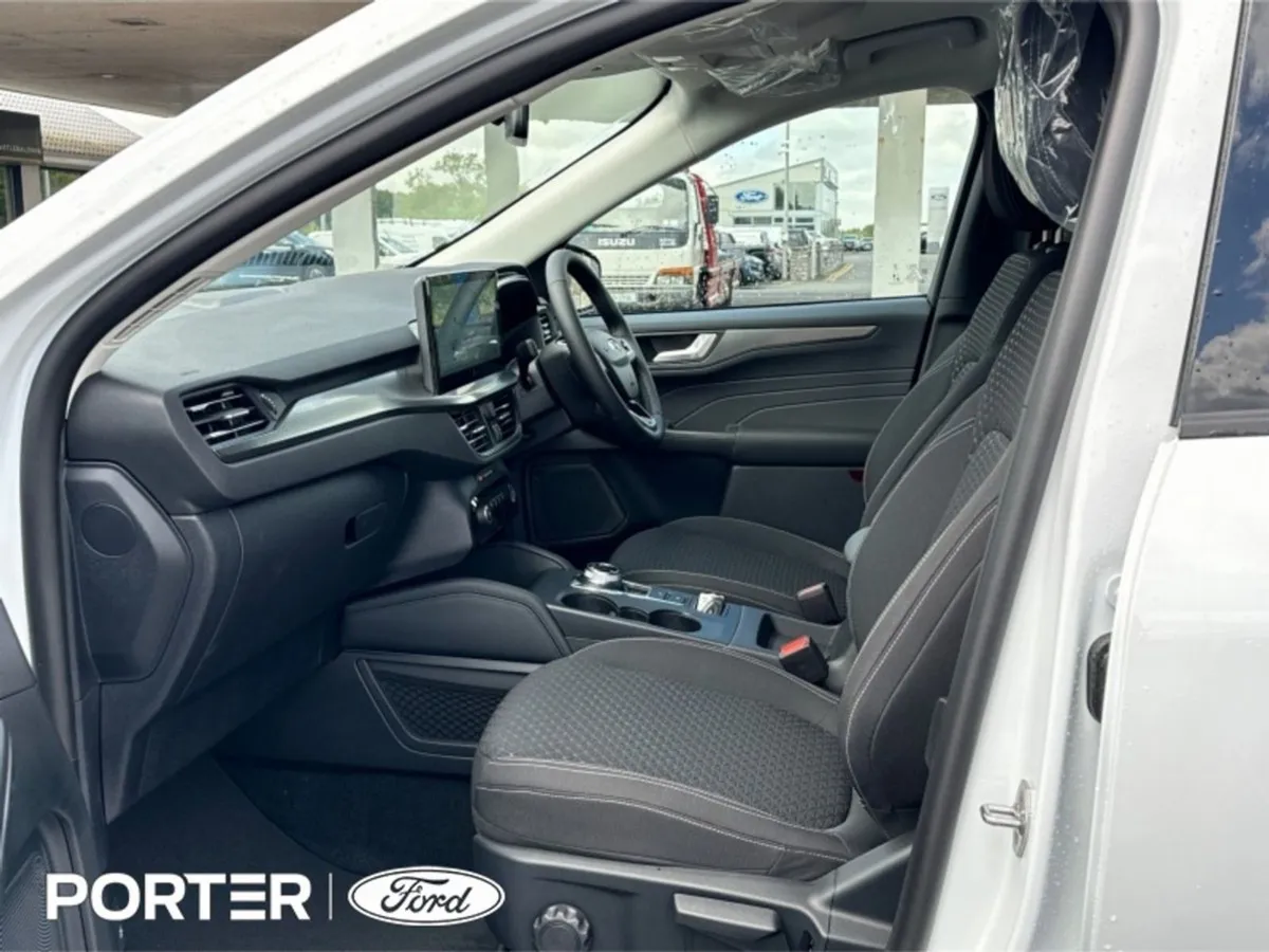 Ford Kuga Titanium 2.5 Phev 243PS  18  Alloys - Image 4