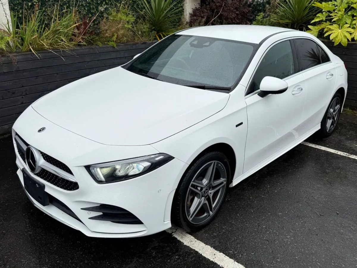 Mercedes-Benz A-Class A250e 1.33 Phev / AMG Line - Image 3
