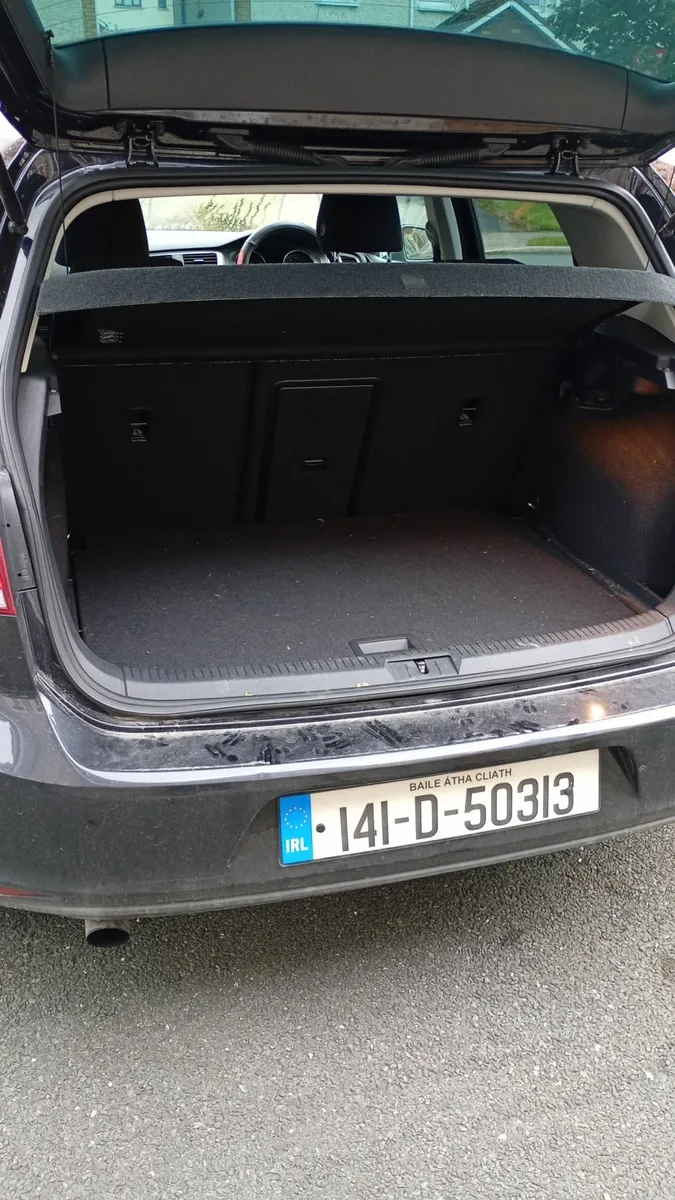 High Spec Volkswagen Golf 2014 - Image 4