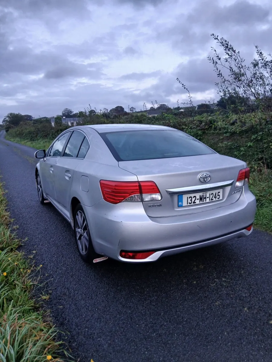 Toyota avensis - Image 3