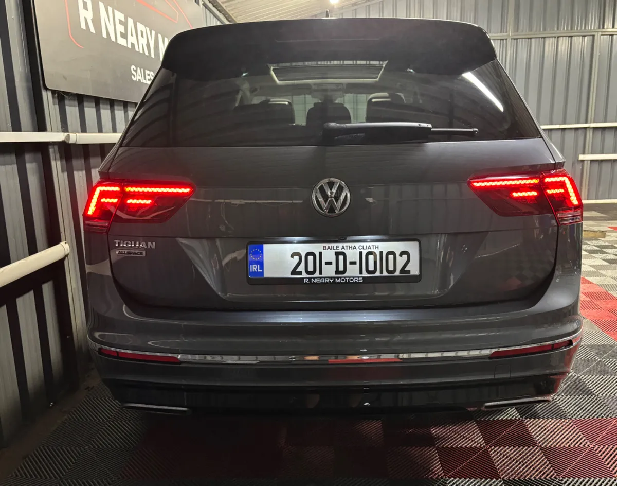 2020 Volkswagen Tiguan 2.0 150HP R-Line DSG 7 Seat - Image 2