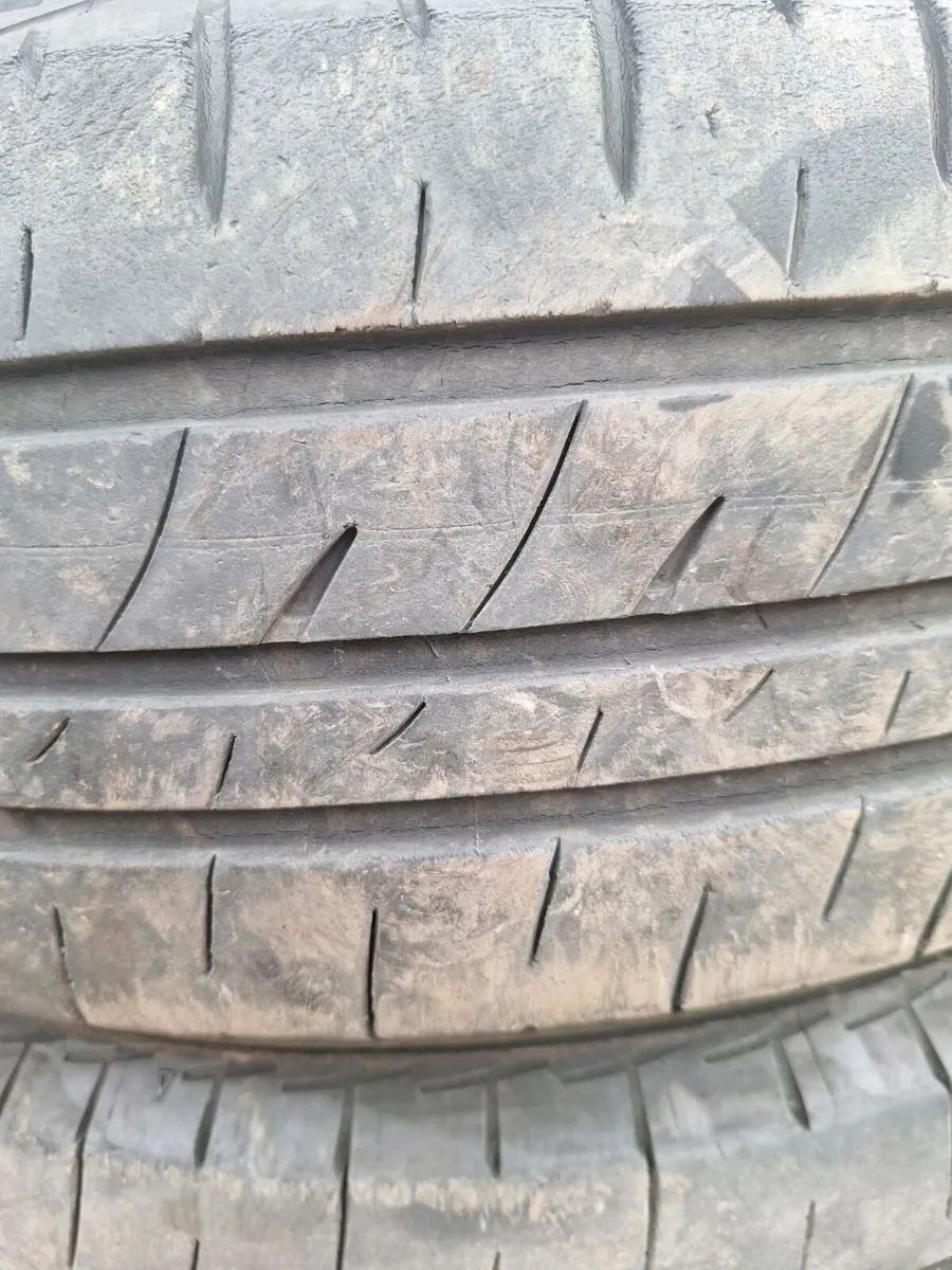 15" Bridgestone Tyres - Image 2