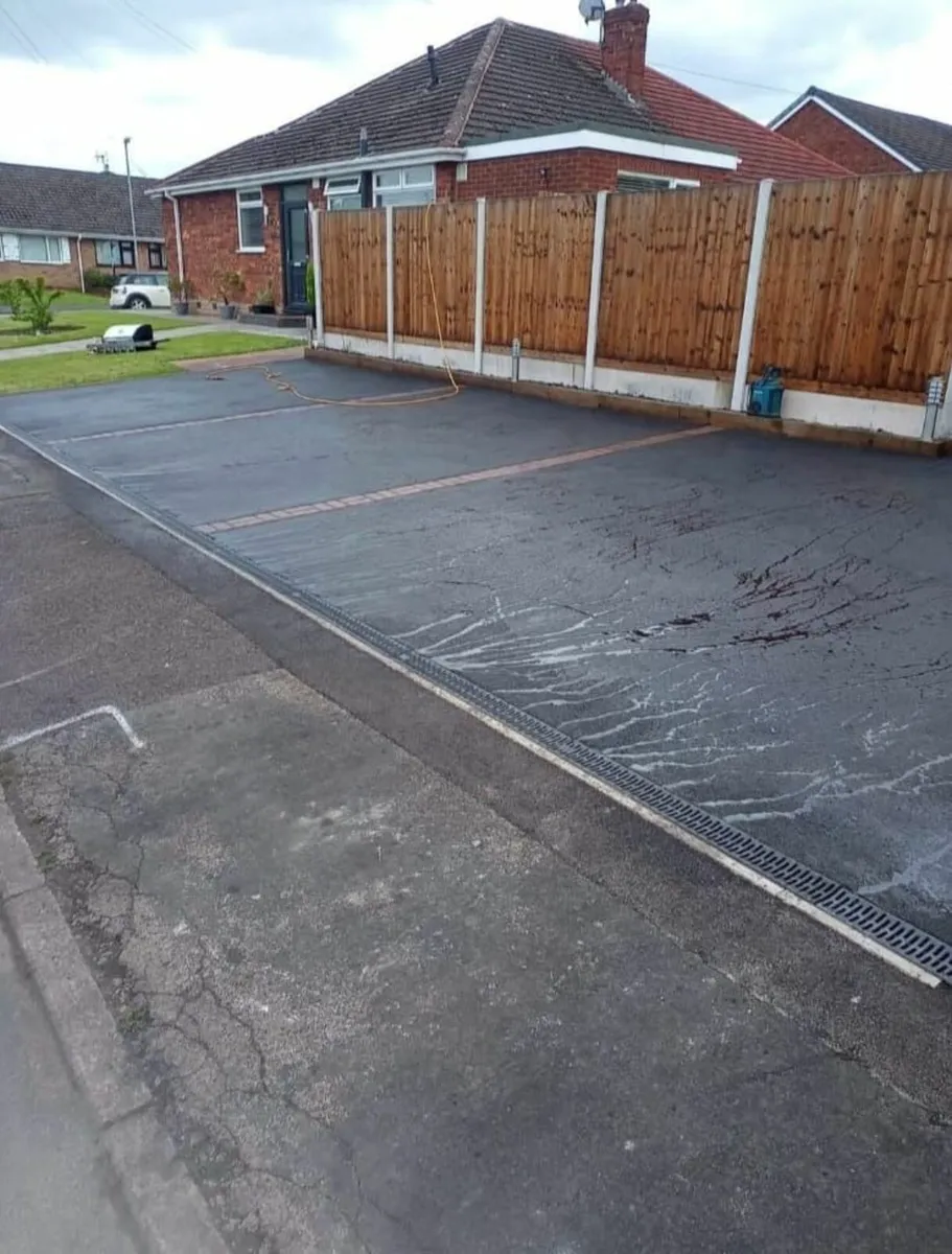MJ Wall: driveways and patios - Image 4