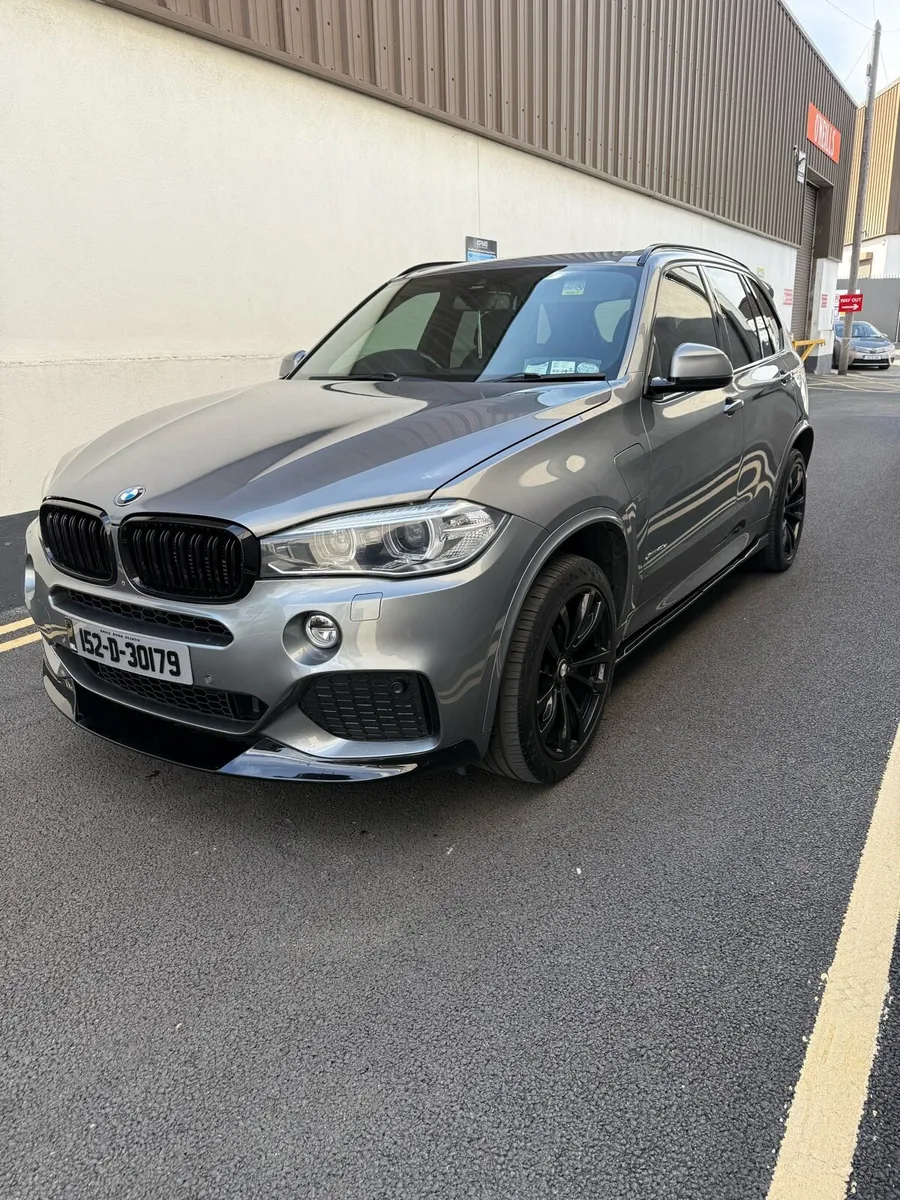 BMW x5 - Image 1