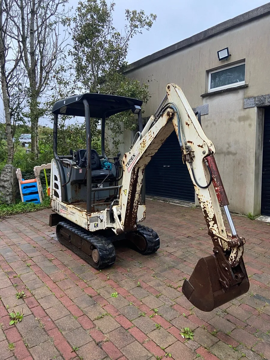 Mini digger - Image 2