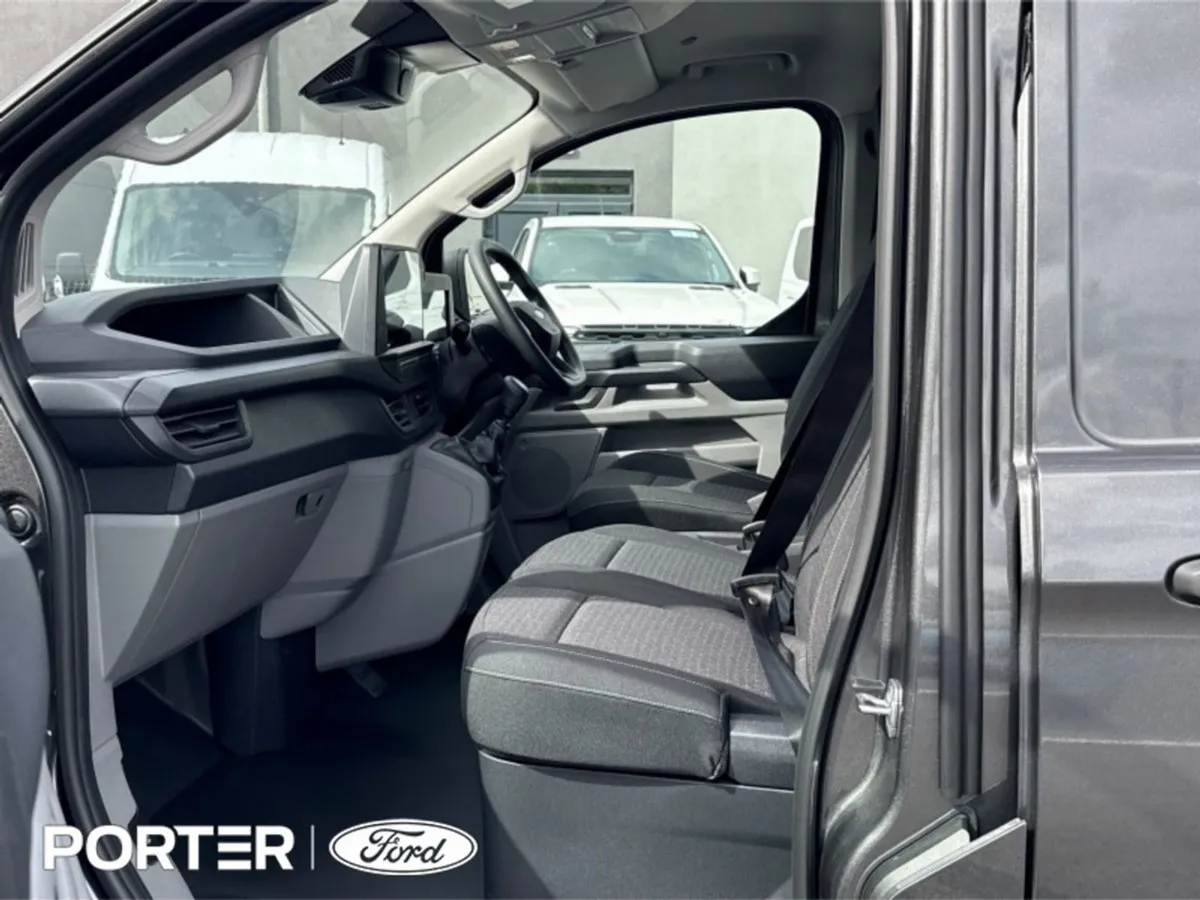 Ford Transit Custom Trend L1 110PS  price EX Vat - Image 4