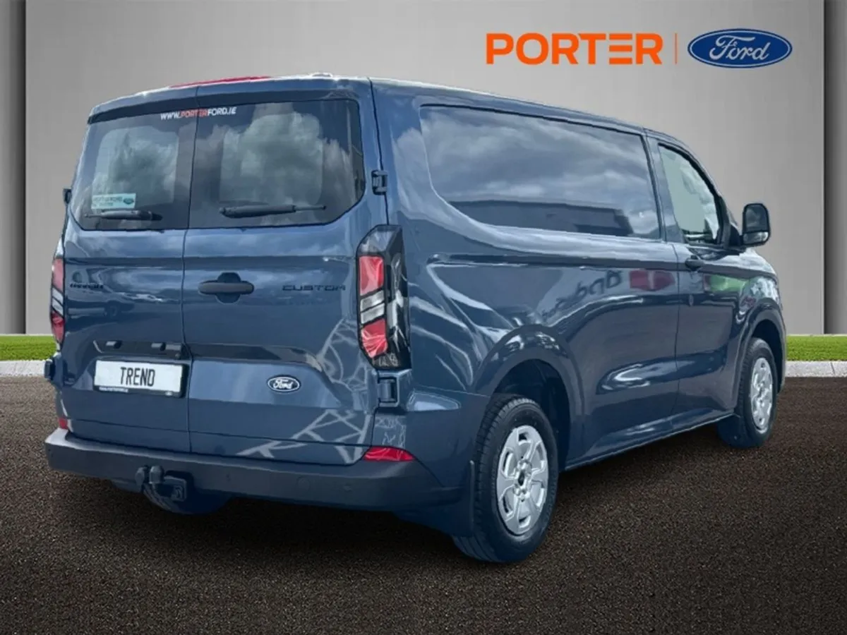 Ford Transit Custom Trend L1 136PS  price EX Vat - Image 3