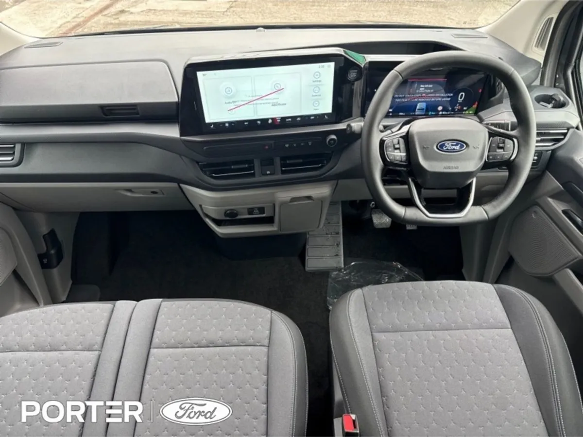Ford Transit Custom  6 Seats phev limited double - Image 2