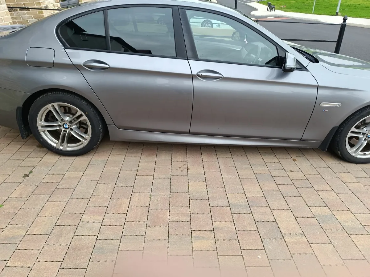 BMW 5-Series 2014 - Image 4