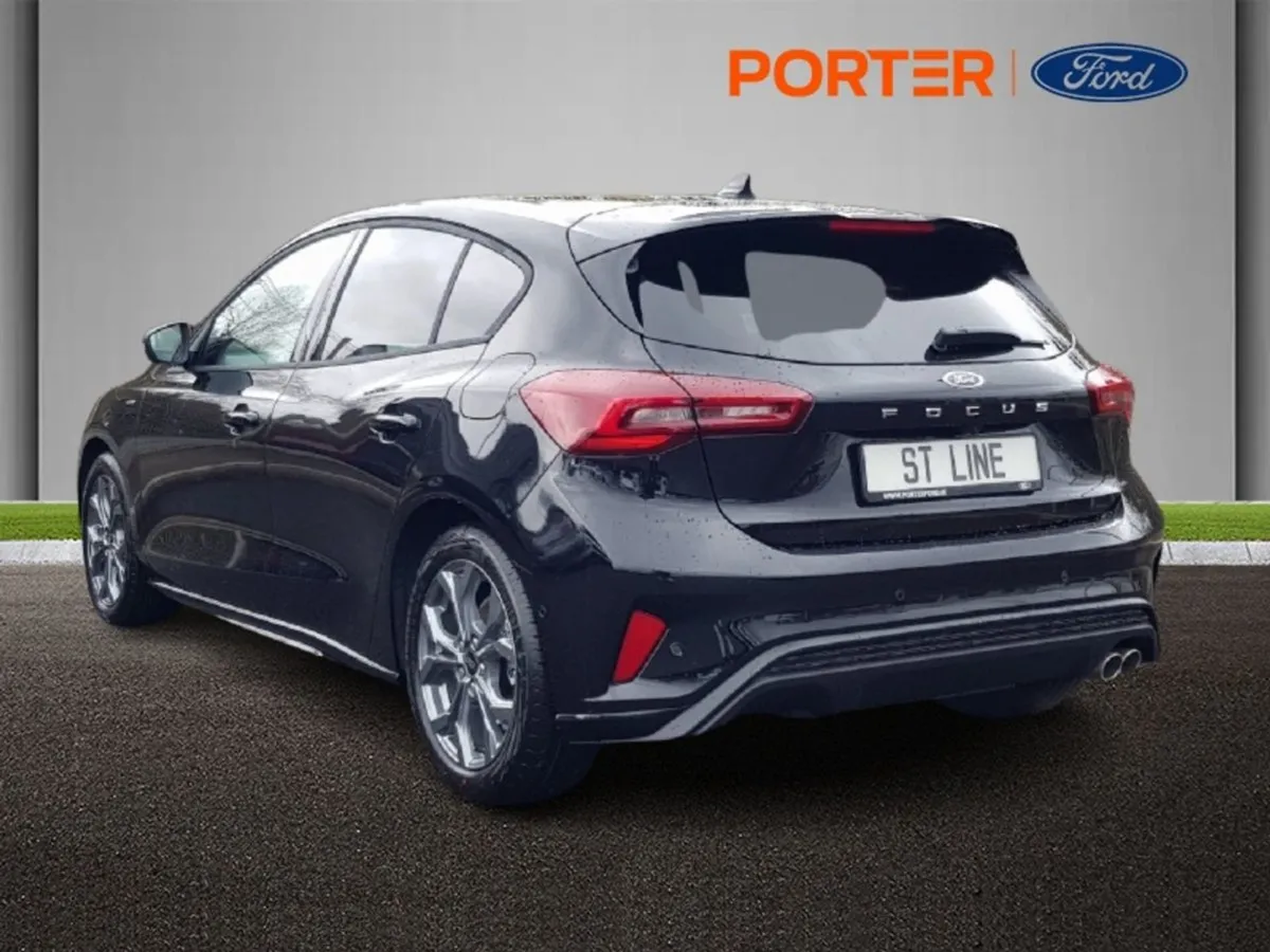 Ford Focus ST Line 1.0 Ecoboost 125PS - Image 3