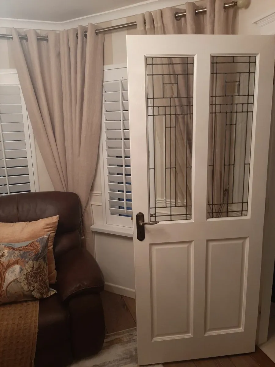 Kennington doors both 300 euro - Image 2