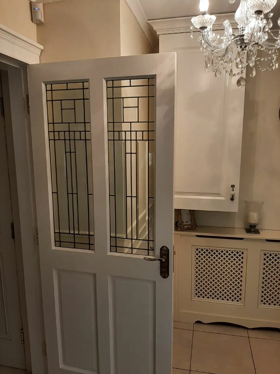 Kennington doors both 300 euro - Image 3