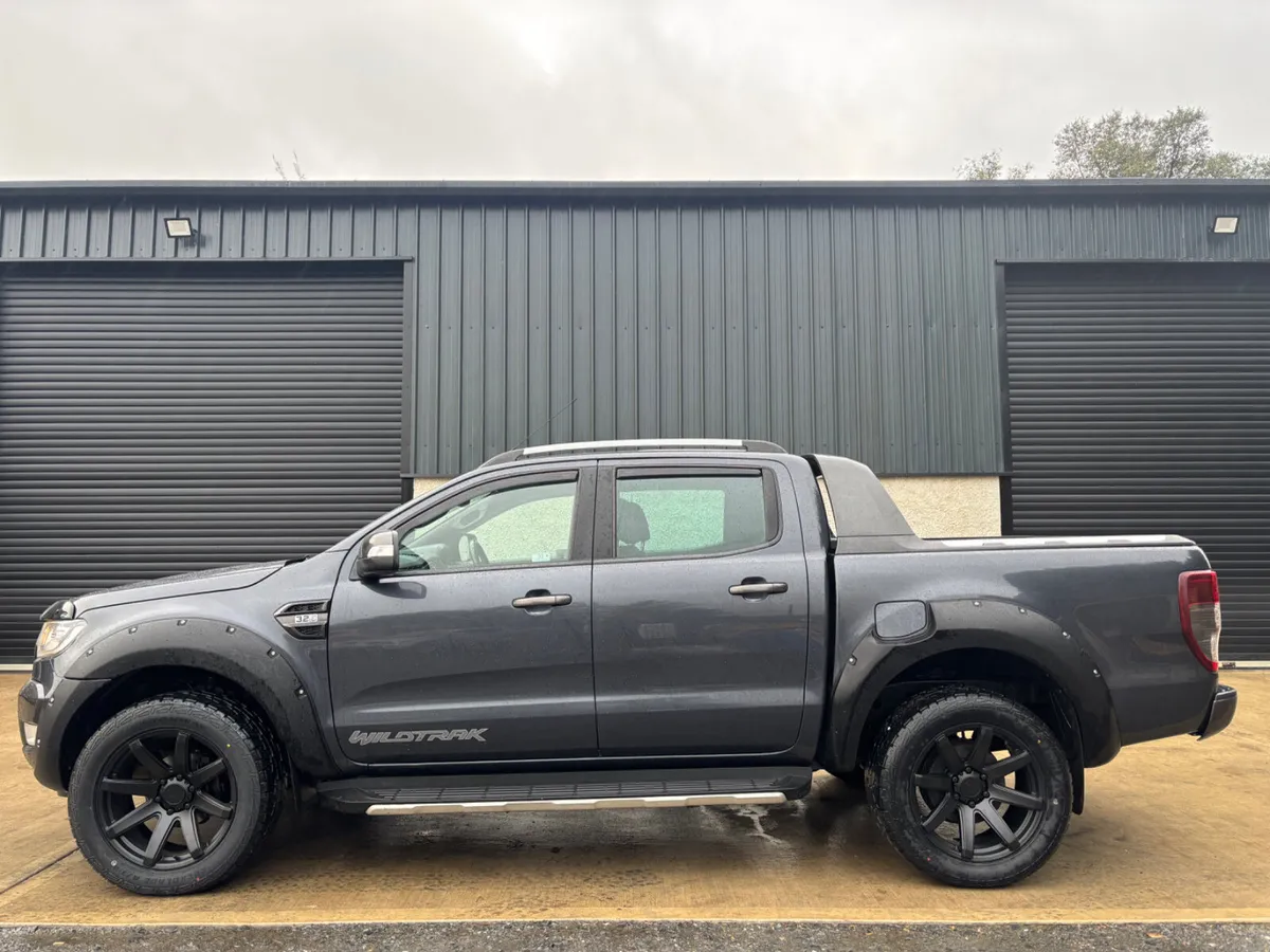 182 Ford Ranger Wild Trak 3.2 - Image 1