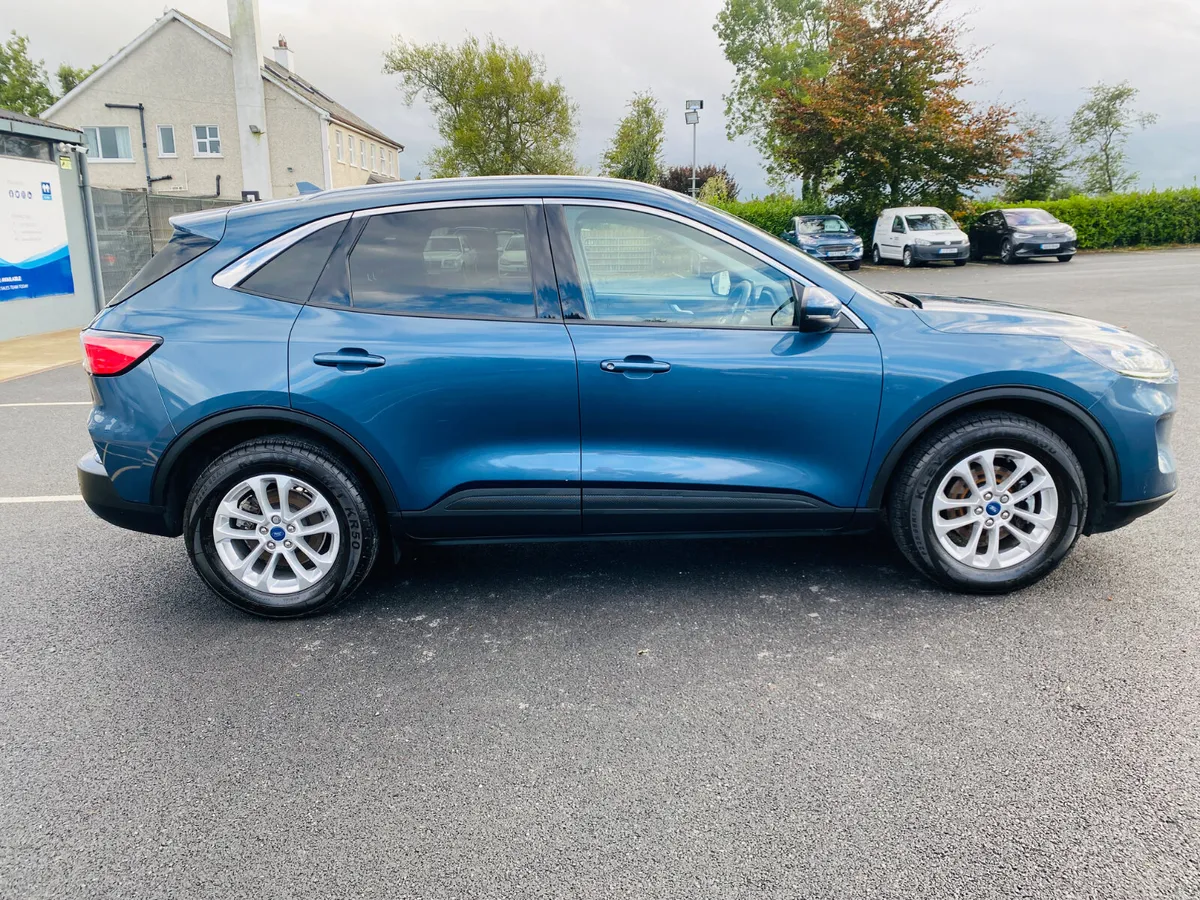 FORD KUGA TITANIUM 1.5 TDCI 2022 (221) - Image 4