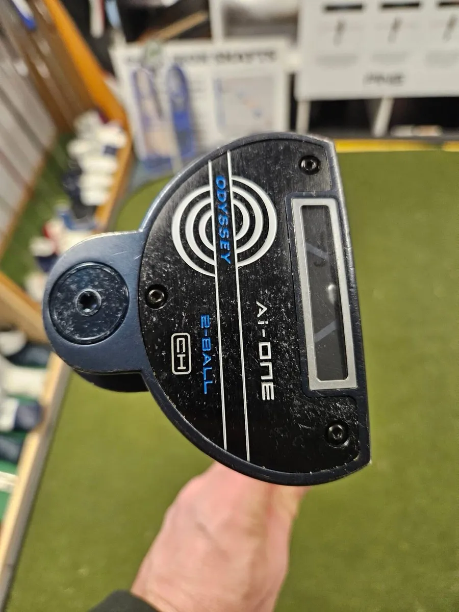 Odyssey Ai-One 2-Ball Putter - Image 1