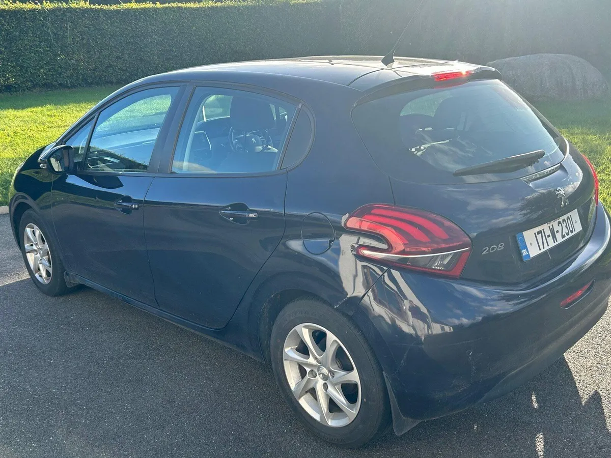 Peugeot 208 2017 - Image 2