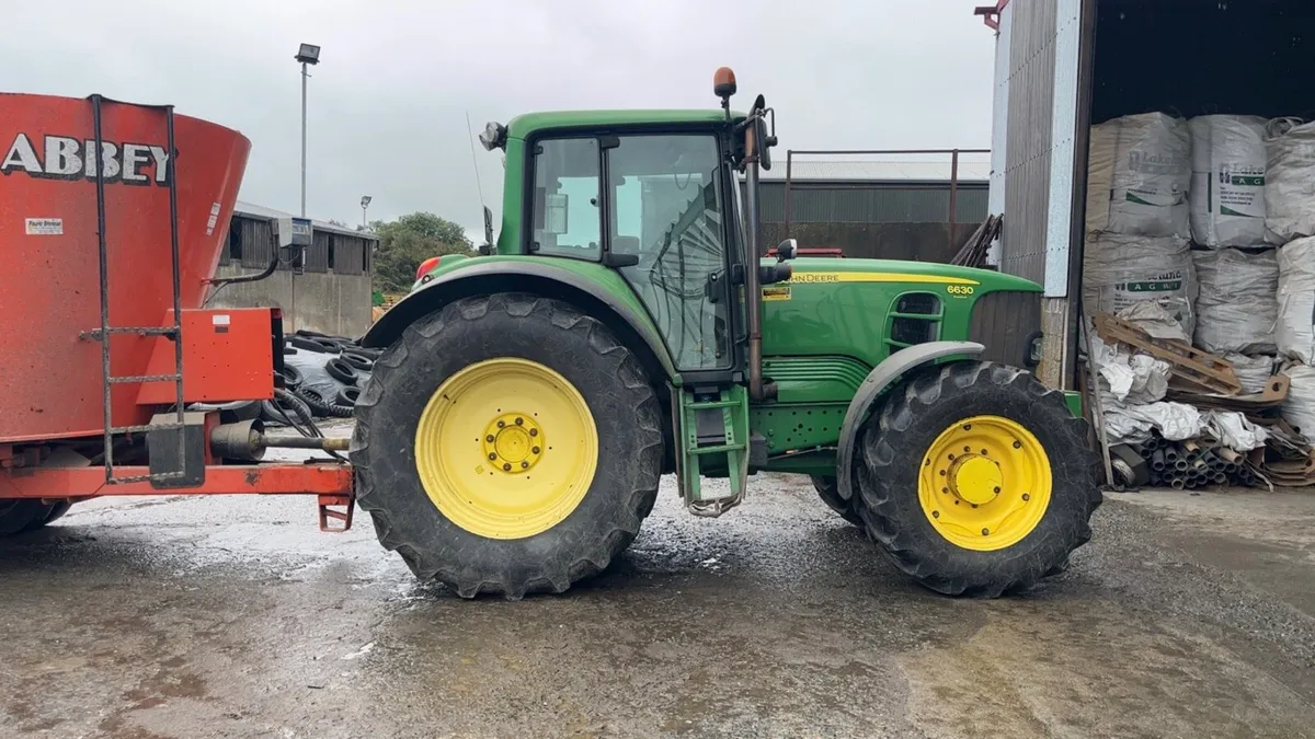 John Deere 6630 - Image 2