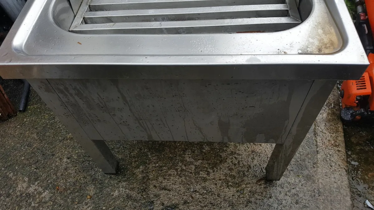 Mop sink - Image 1