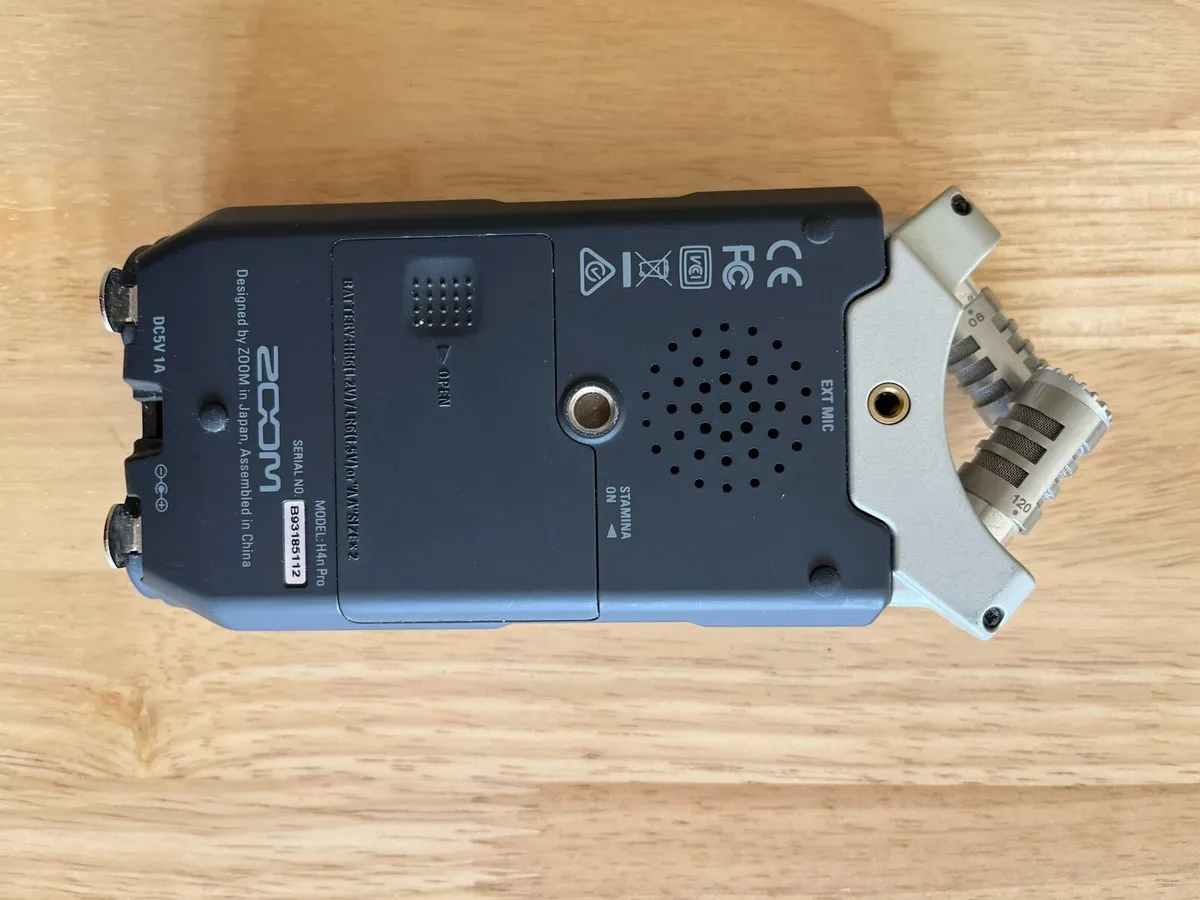 Zoom H4N Pro Handy Recorder - Image 3