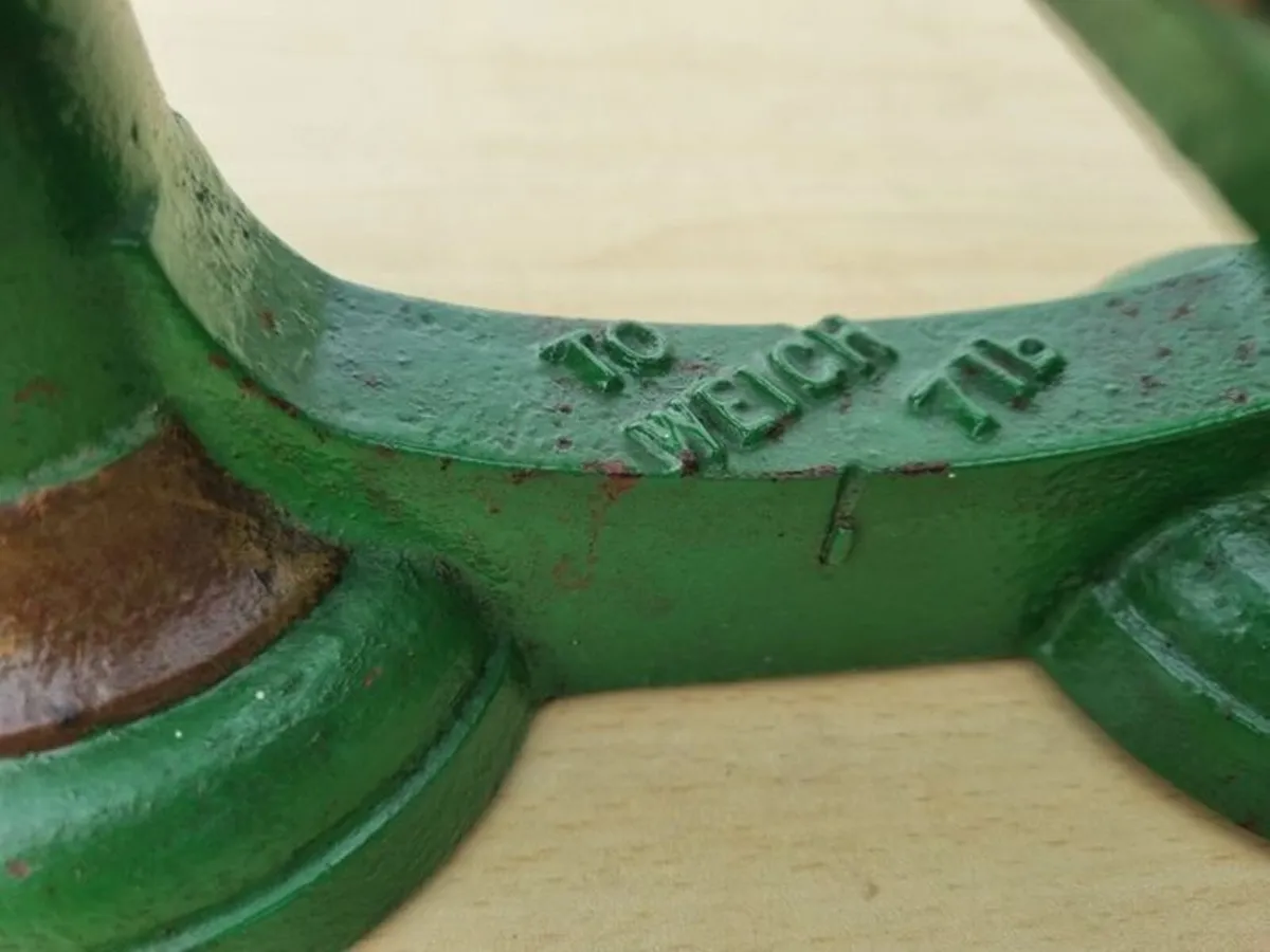 Vintage Metal Weighing Scales Cast Iron - Image 3