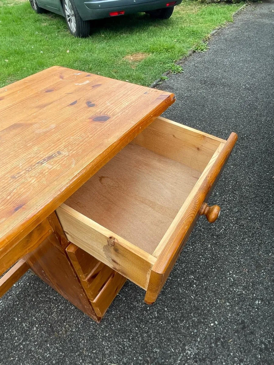 Solid pine study desk - Image 4