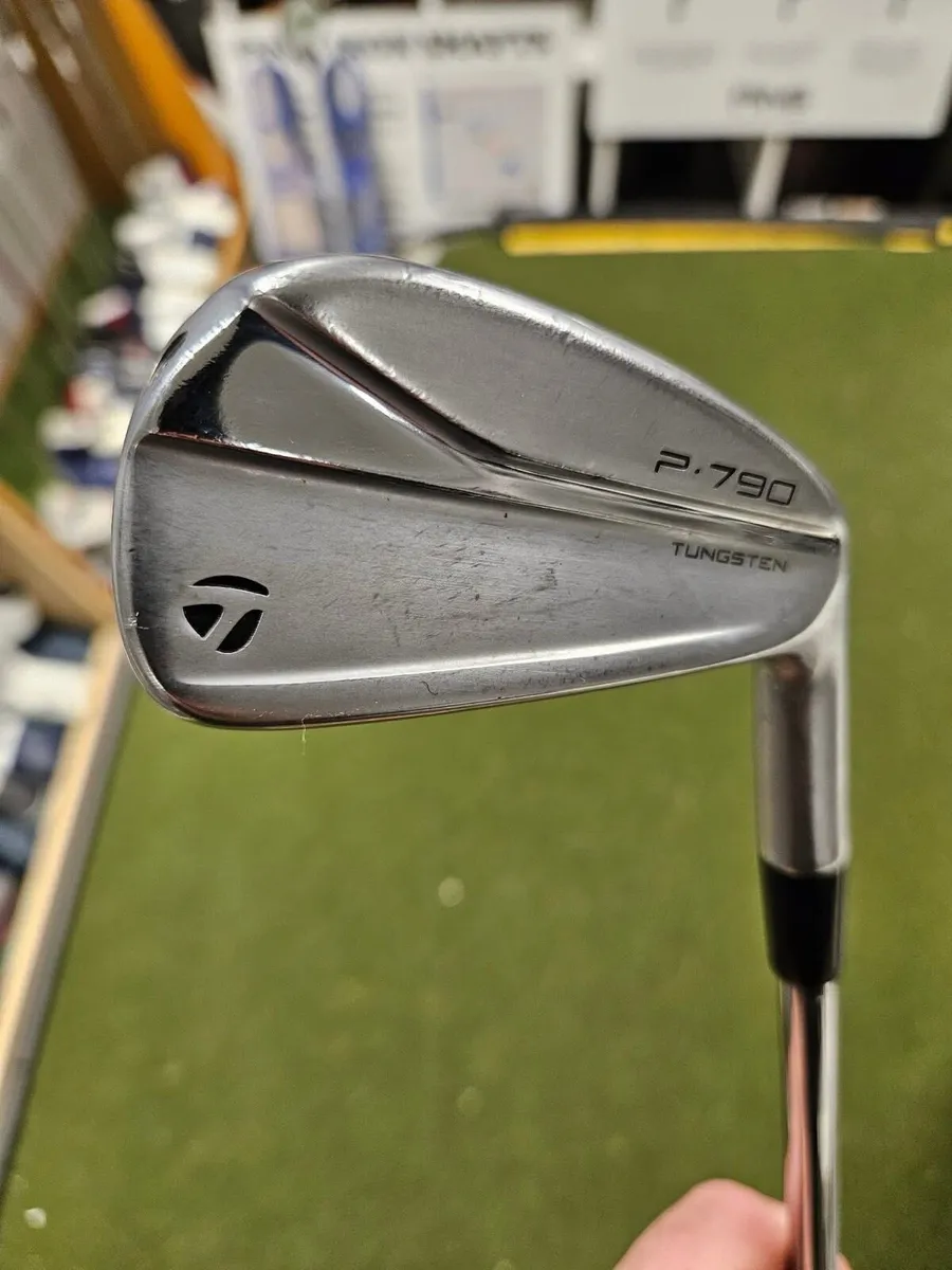 Taylormade Forged P-790 Irons - Image 2