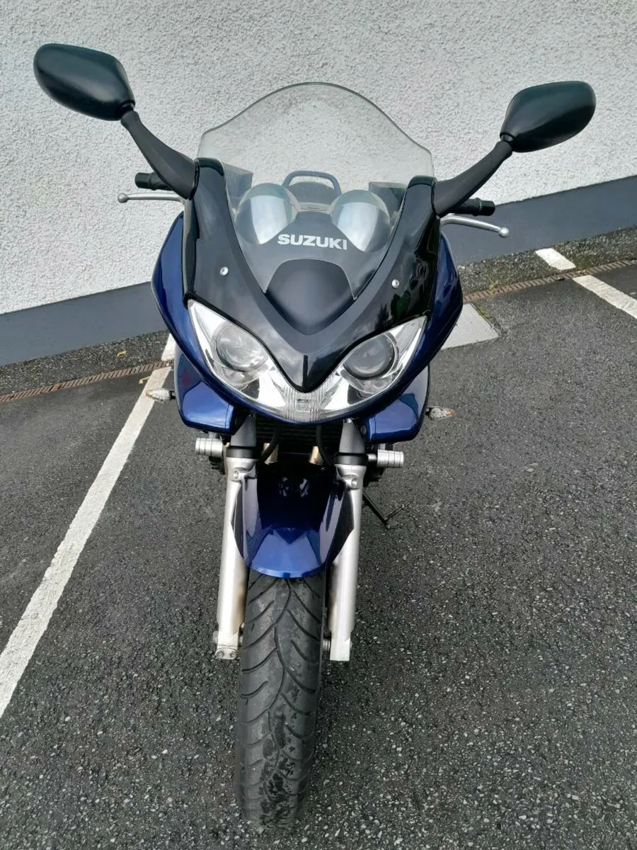 Suzuki gsf1200s Bandit Mk2 MINT 2001 - Image 2
