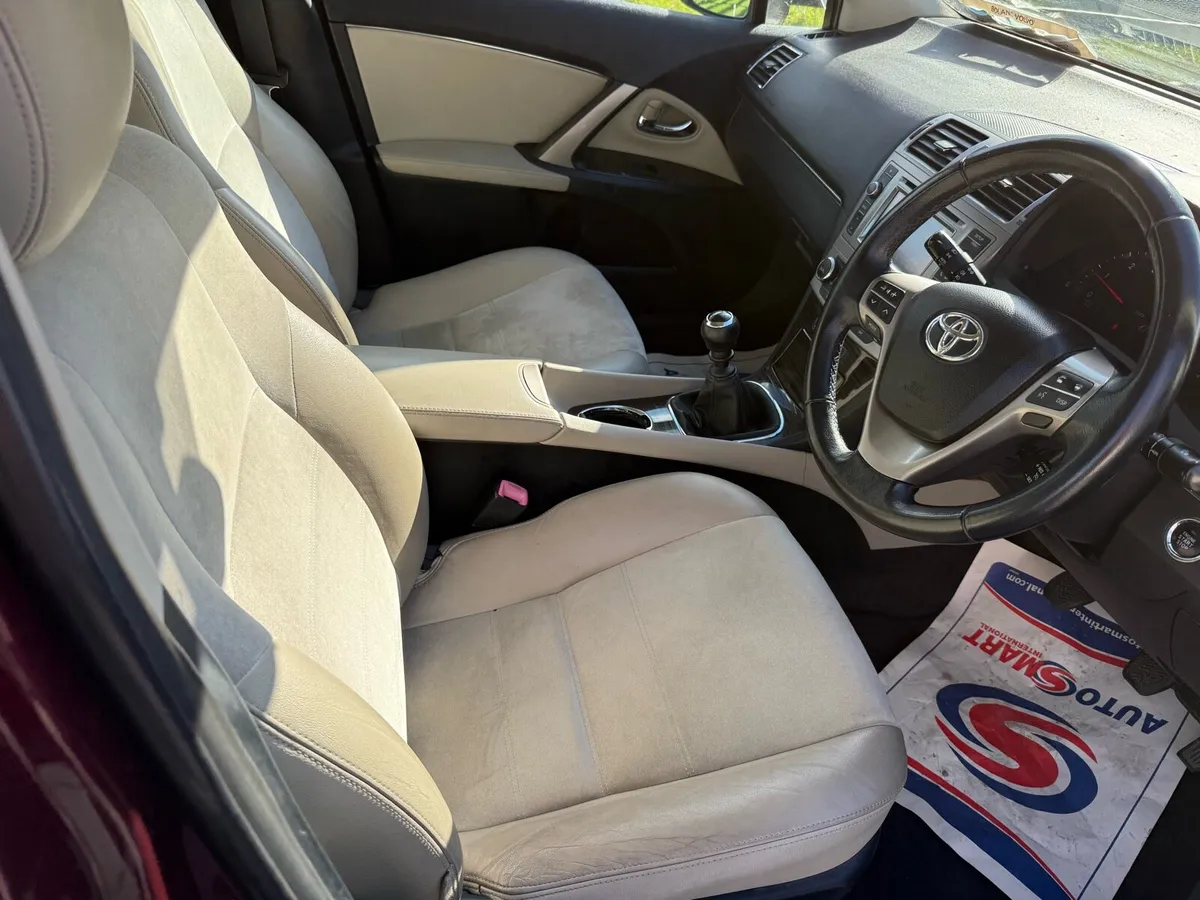 2012 Toyota Avensis LUNA 2.0 D-4D - Image 2