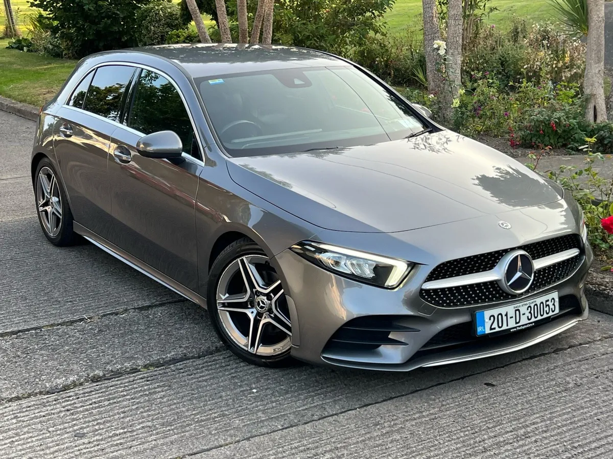 201 MERCEDES BENZ A180 AMG LINE AUTOMATIC - Image 3