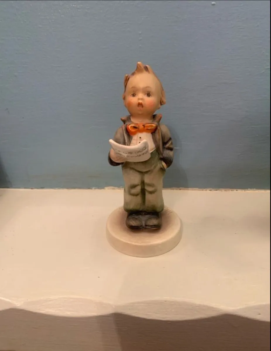 6 Hummel Figures - Image 3