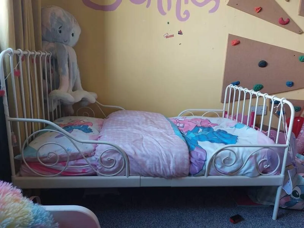 Kids bed - Image 2