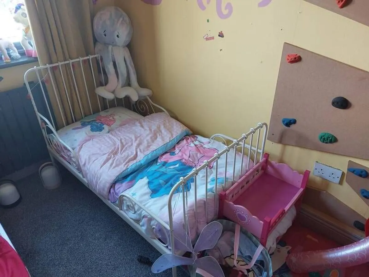 Kids bed - Image 3