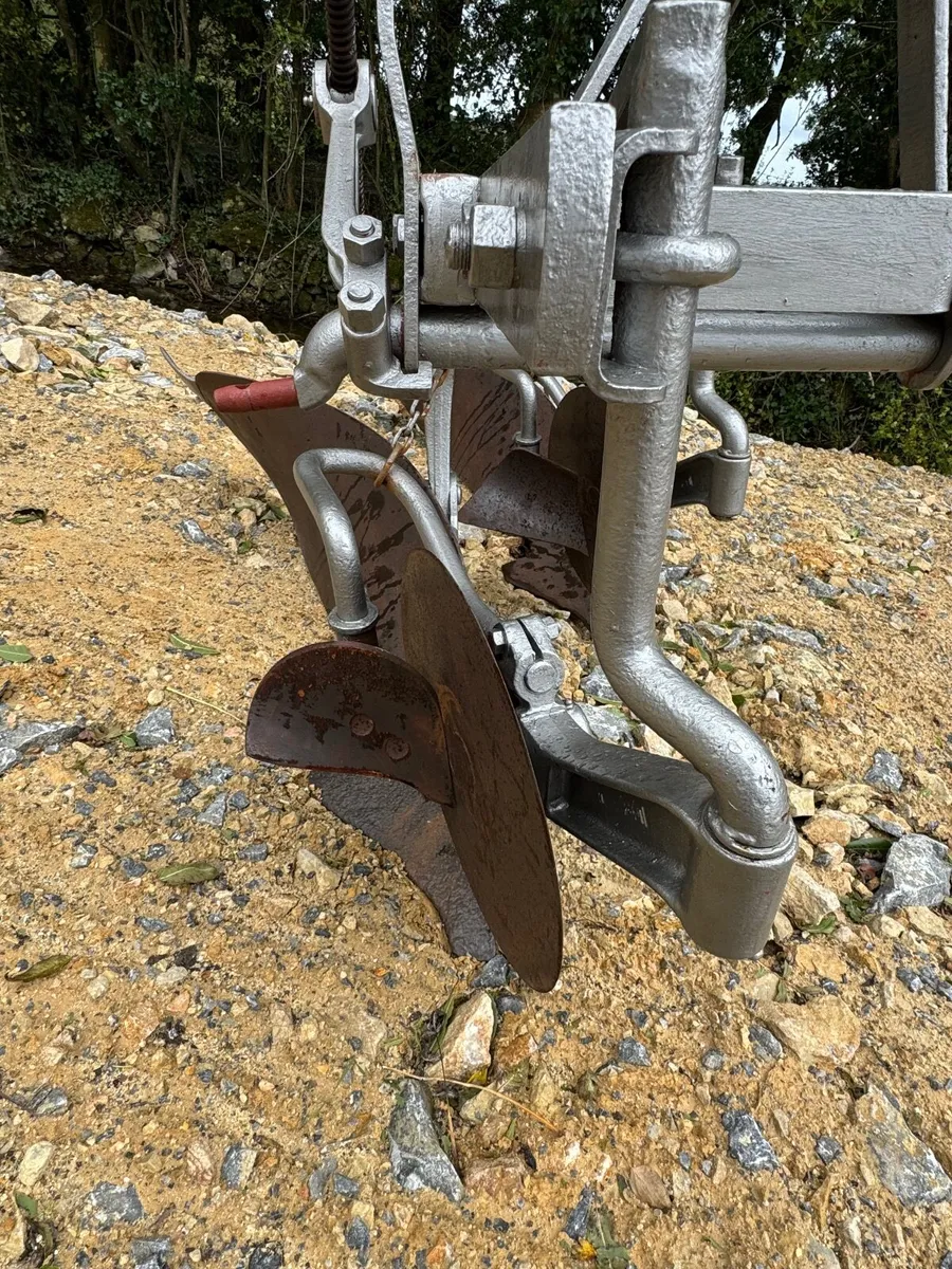 Ferguson 2 furrow plough - Image 3