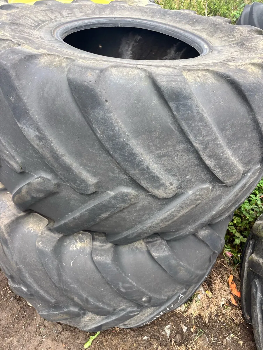 Loader tyres - Image 2