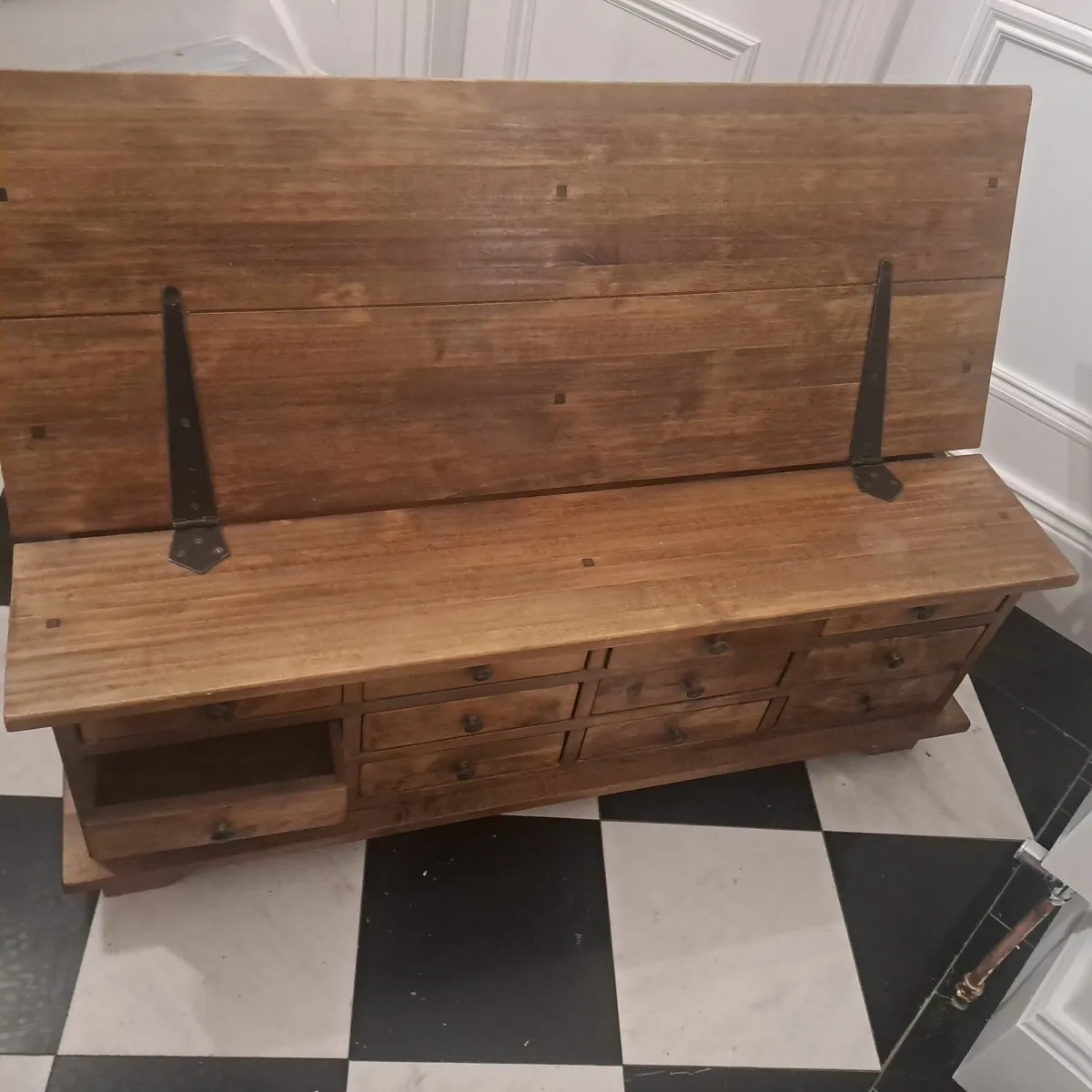Laura Ashley 12 drawer Garrat coffe table - Image 2
