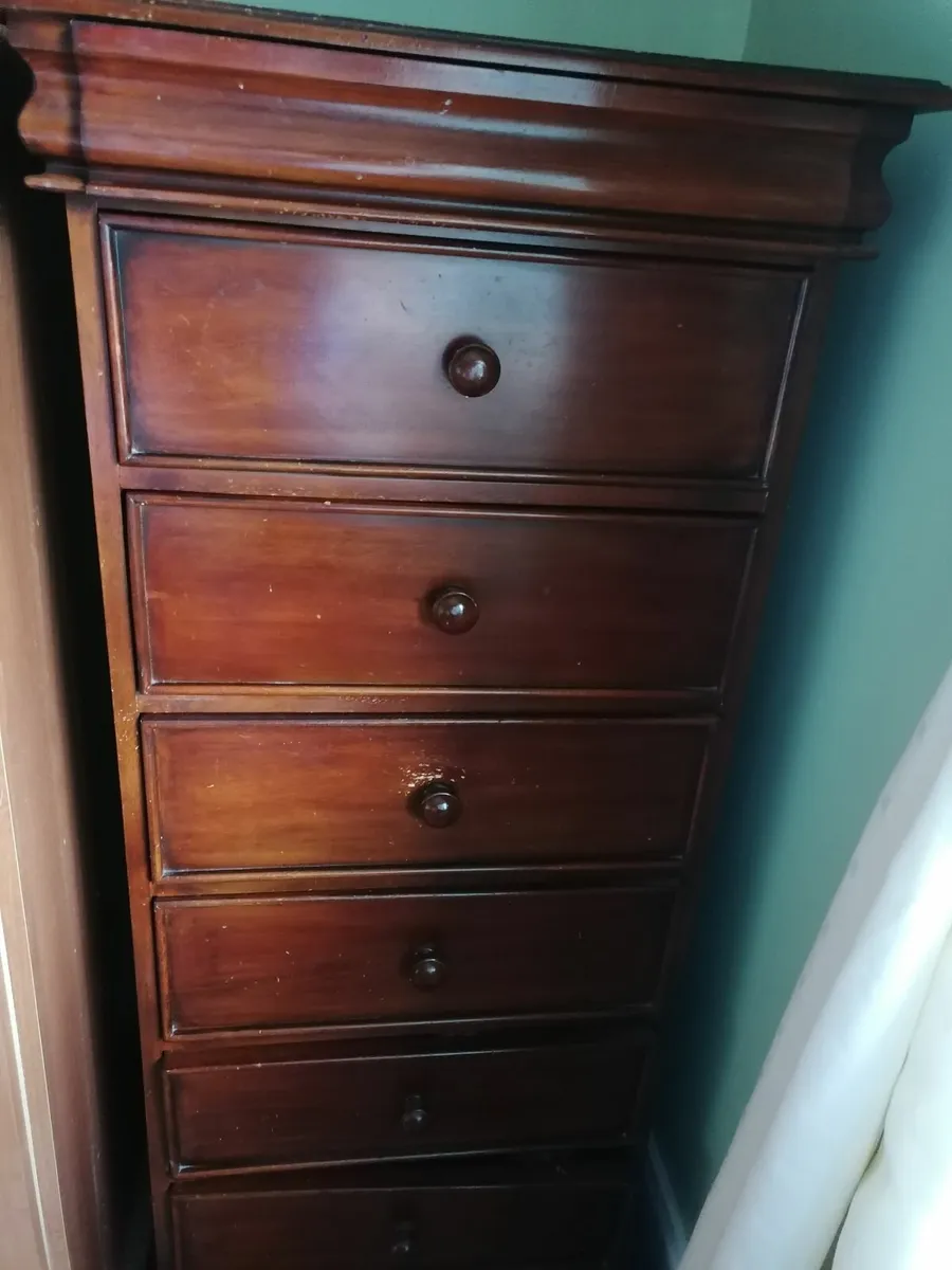 Antique Bedroom Chest of Drawers - Image 2
