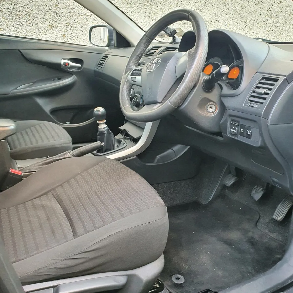 Toyota Corolla 2012 - Image 4