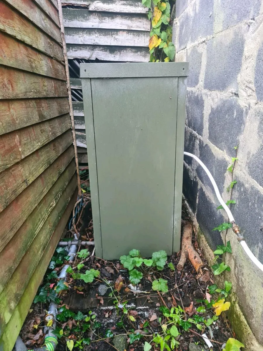 Outdoor oil boiler - Image 1