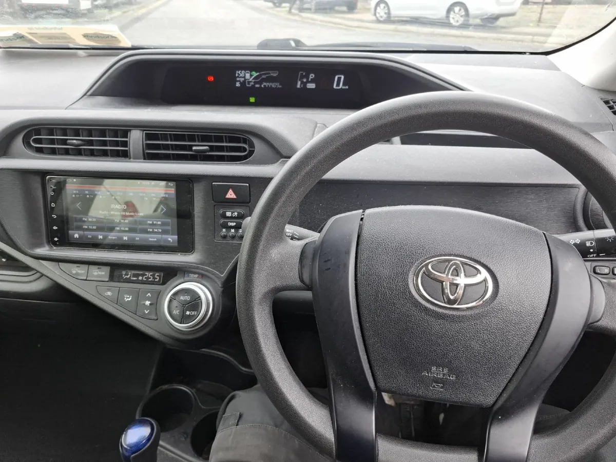 Toyota Aqua 2017 - Image 4